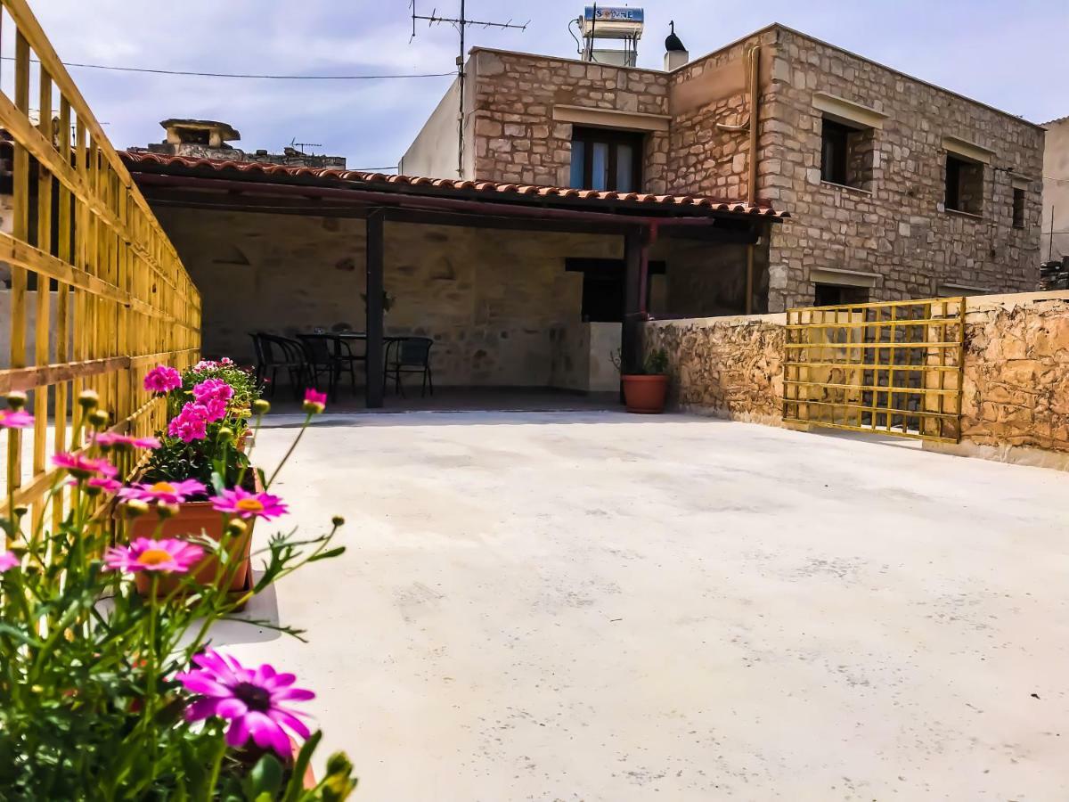 Antonia'S Home Alfa Village ภายนอก รูปภาพ